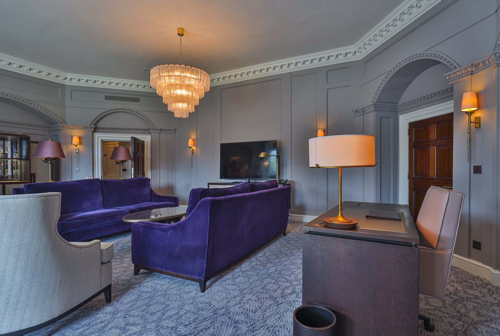 Langley Suite 1.jpg