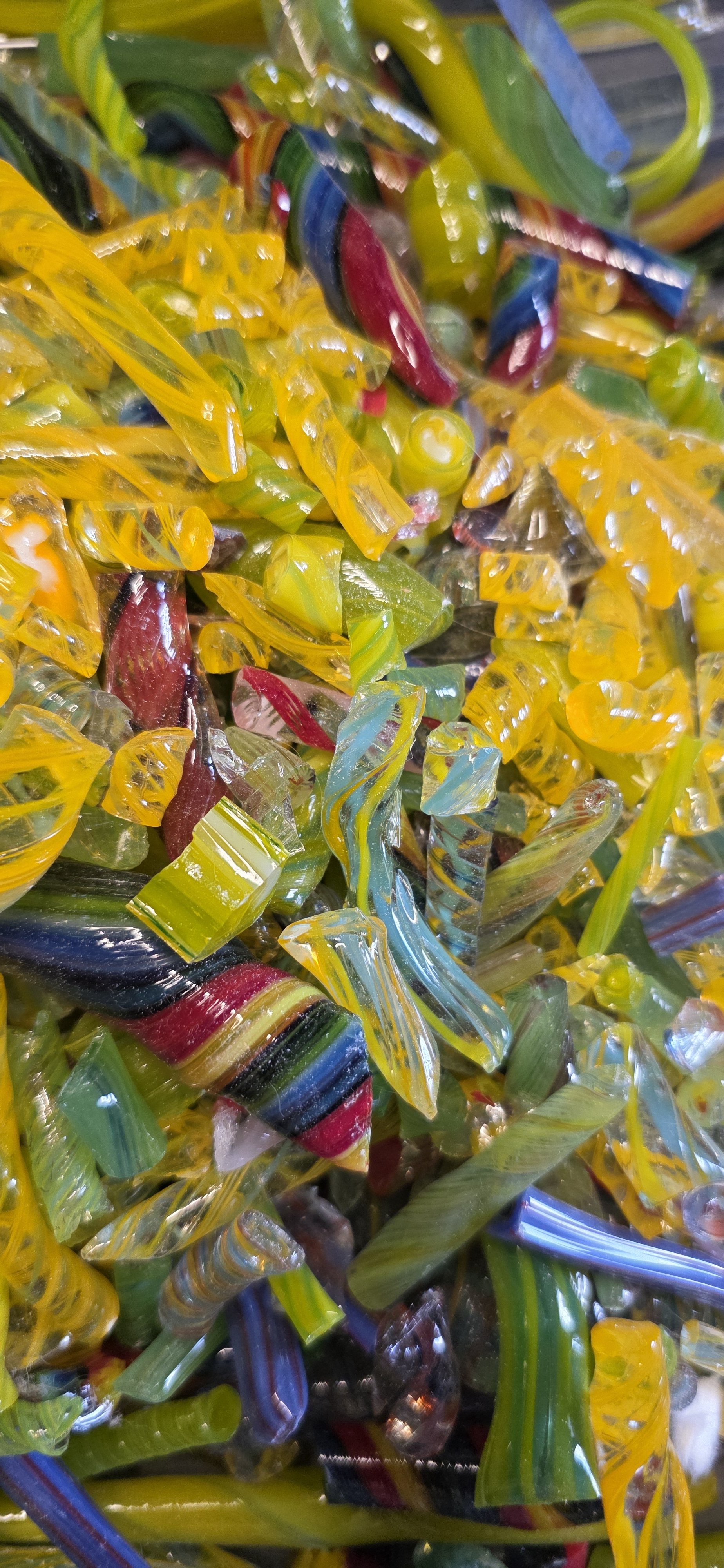 Vitrigraph Scrap Glass Mix–Hollow Cane & Shards – COE 96.jpg