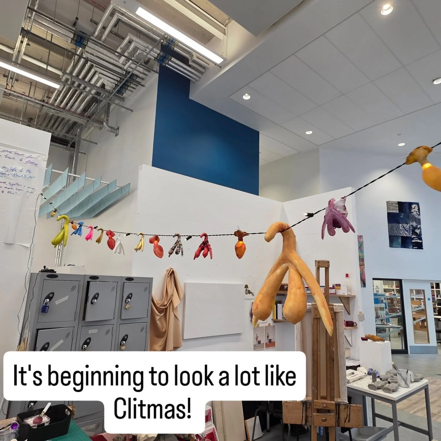 It's beginning to look a lot like Clitmas