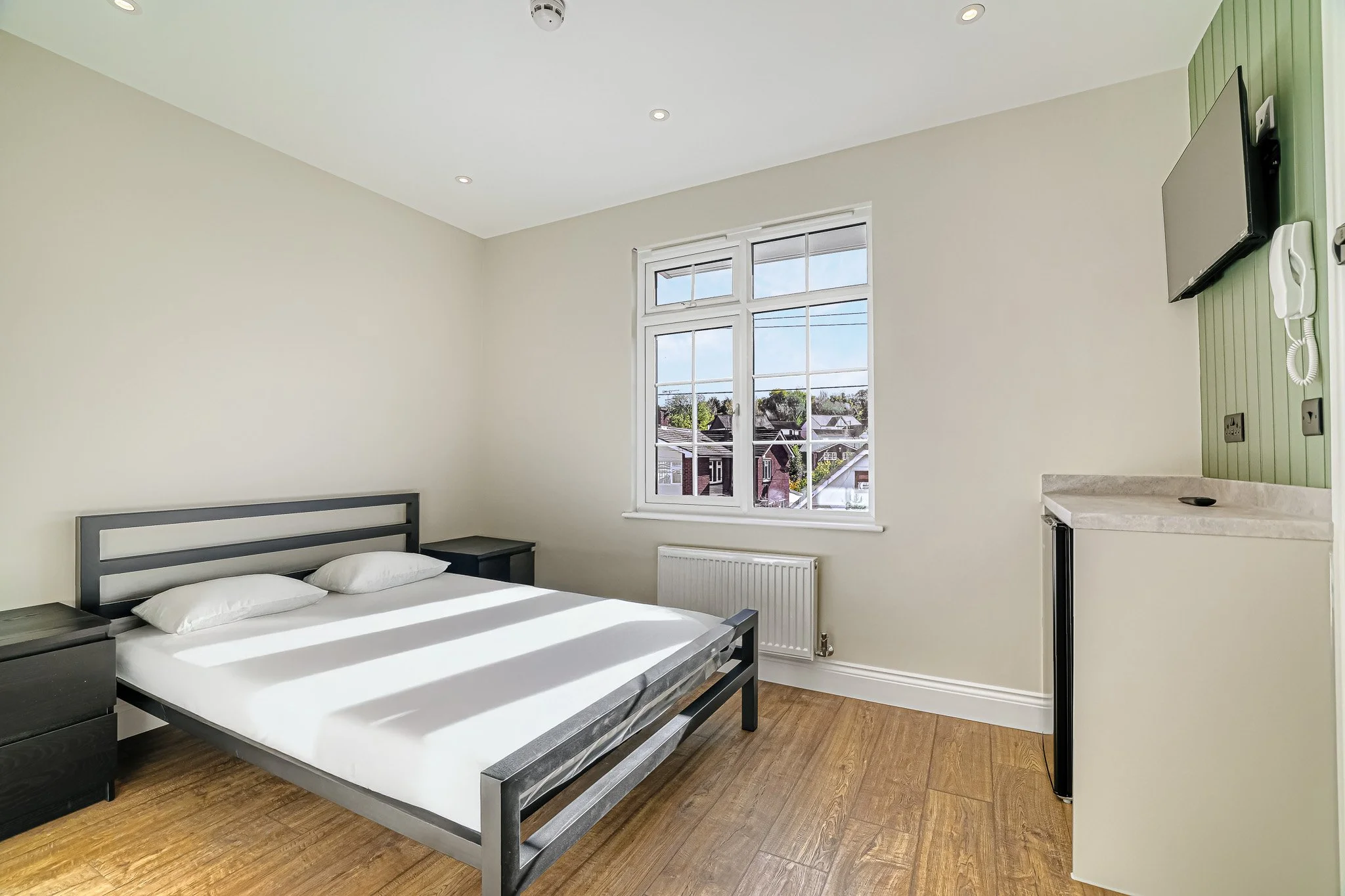 Room 8.jpg