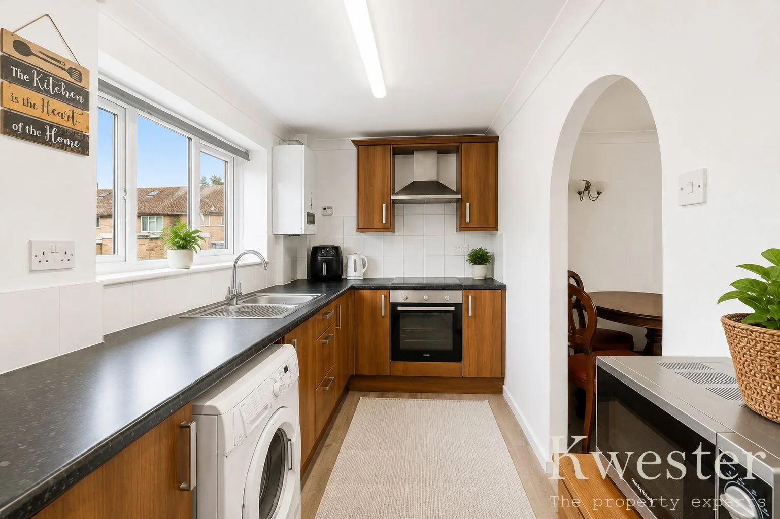 kitchen 2-watermarked.jpg