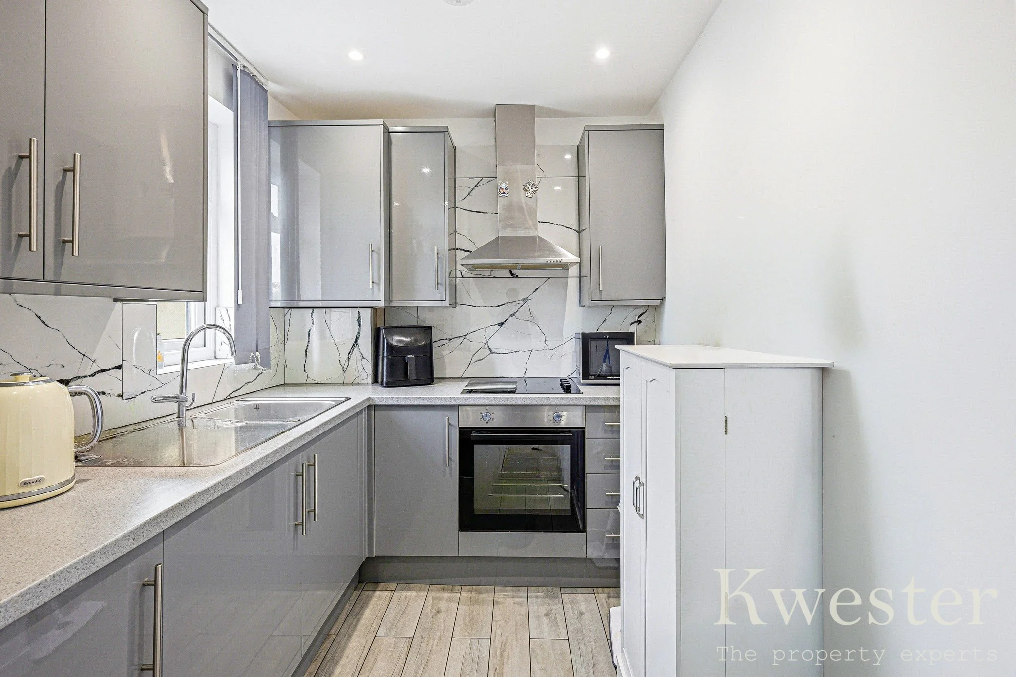 171A3666-watermarked.jpg