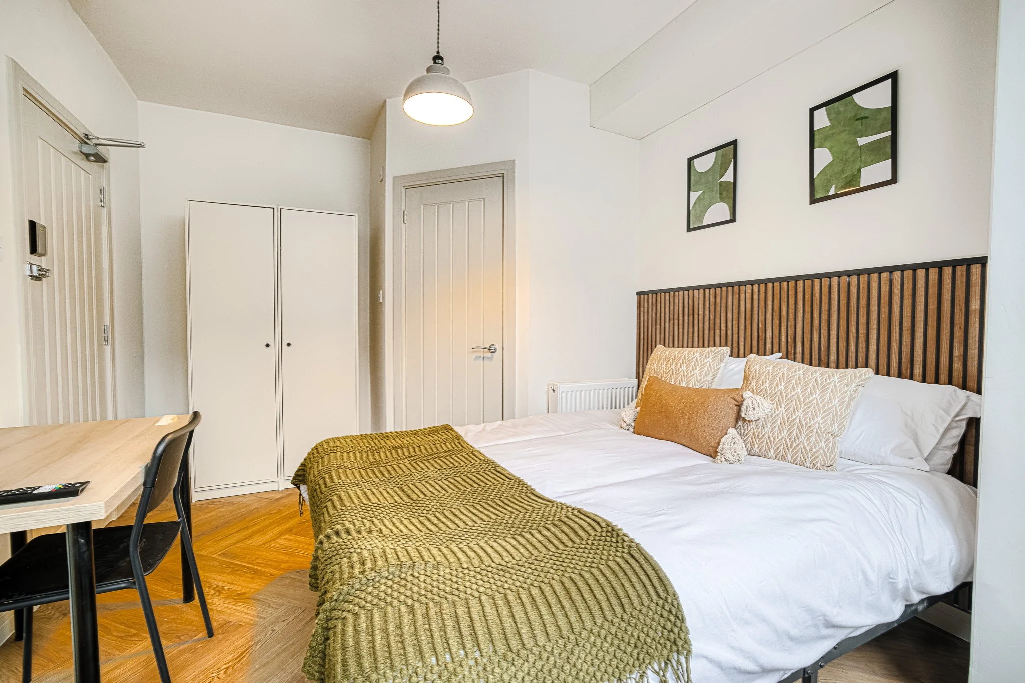 TO LET - ROOM, Priestfield Road, Gillingham, ME7