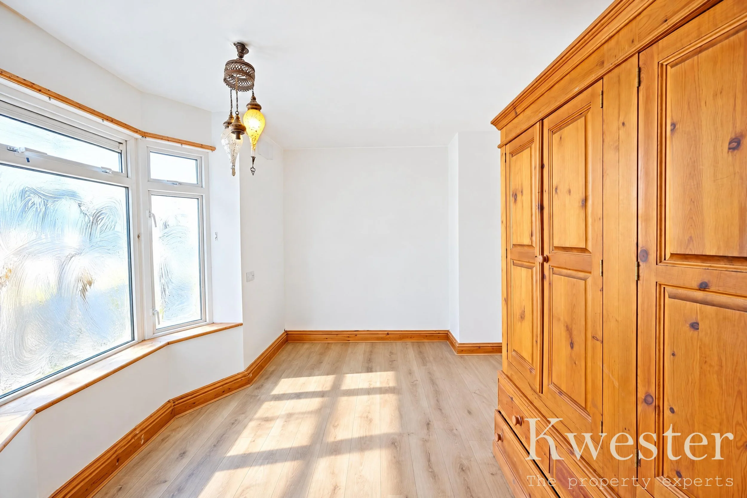 TPM13 - Bedroom (watermarked).jpg