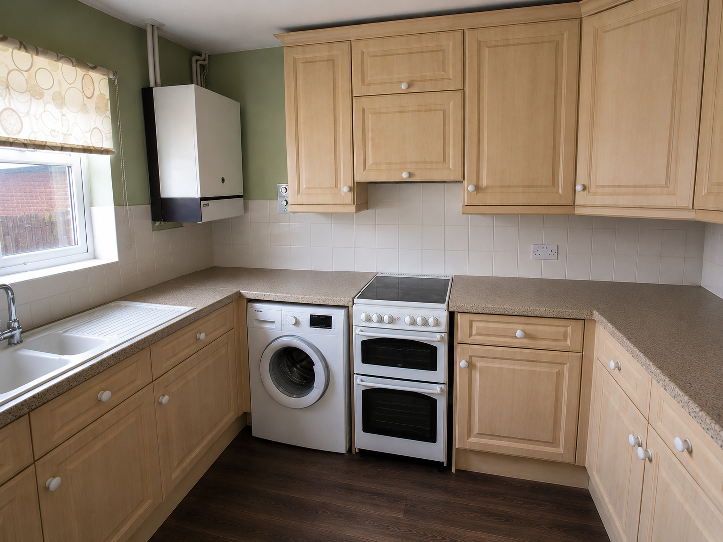 Kitchen 1.png