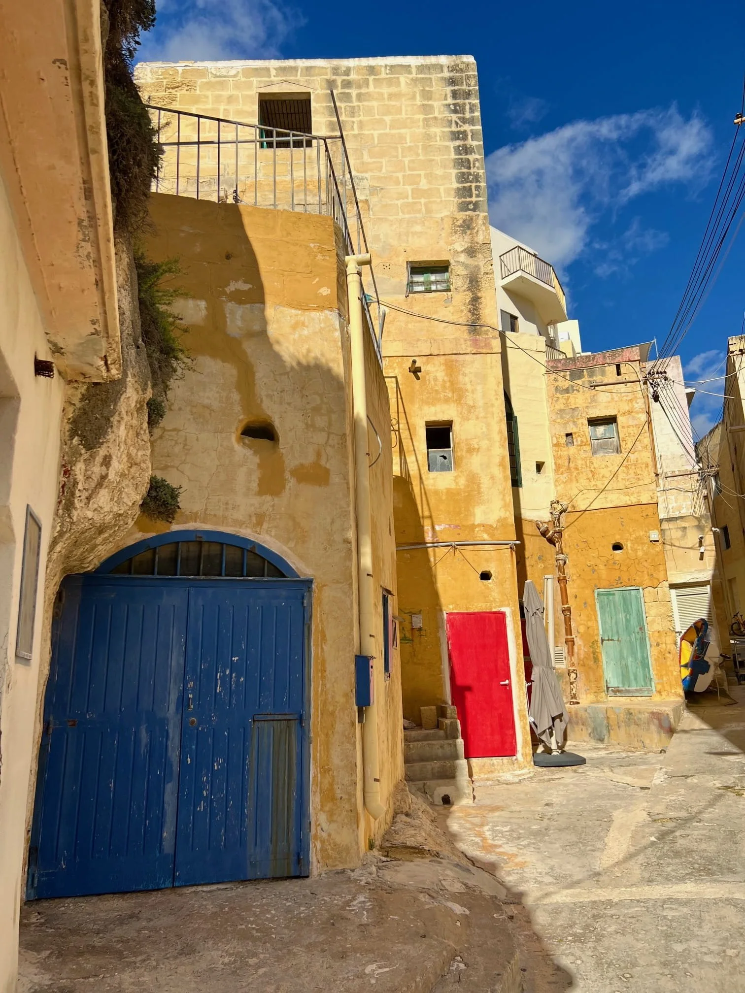 colorful-boathouses-xlendi-waterfront.jpg