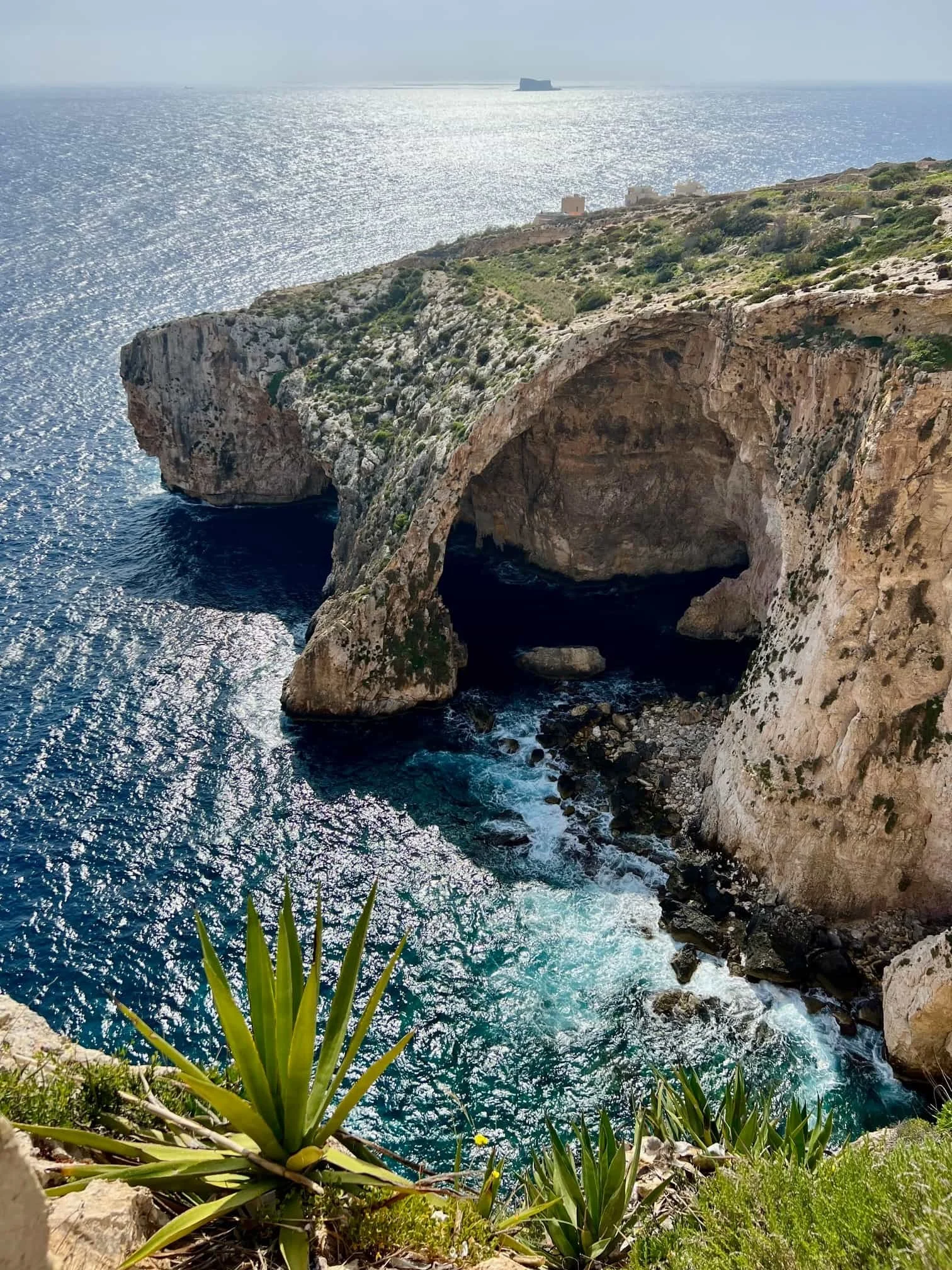 Hiking from Blue Grotto to Għar Lapsi
