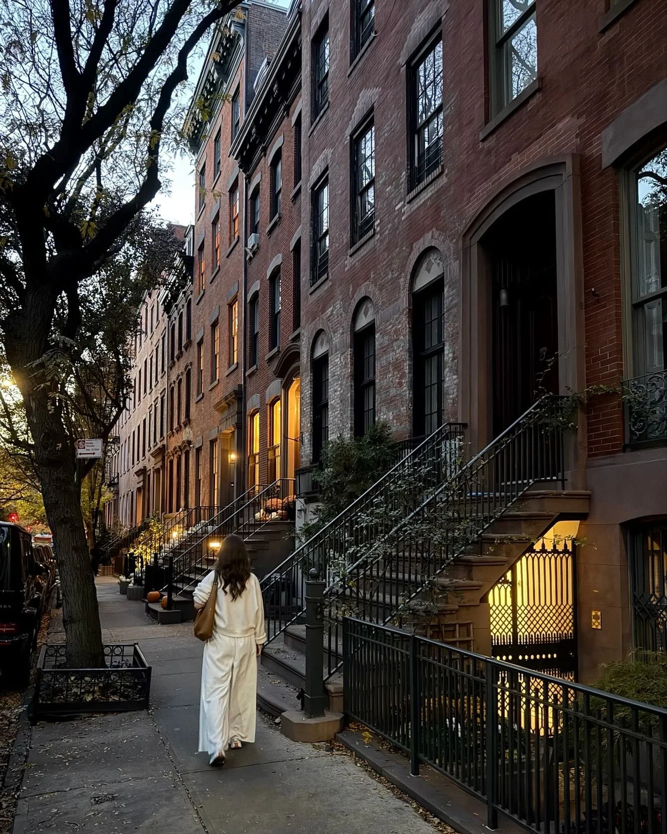 Autumn in the city

📸: @nostalgia_memoir 

#newyorkcity #westvillage #designerinthecity #bdny