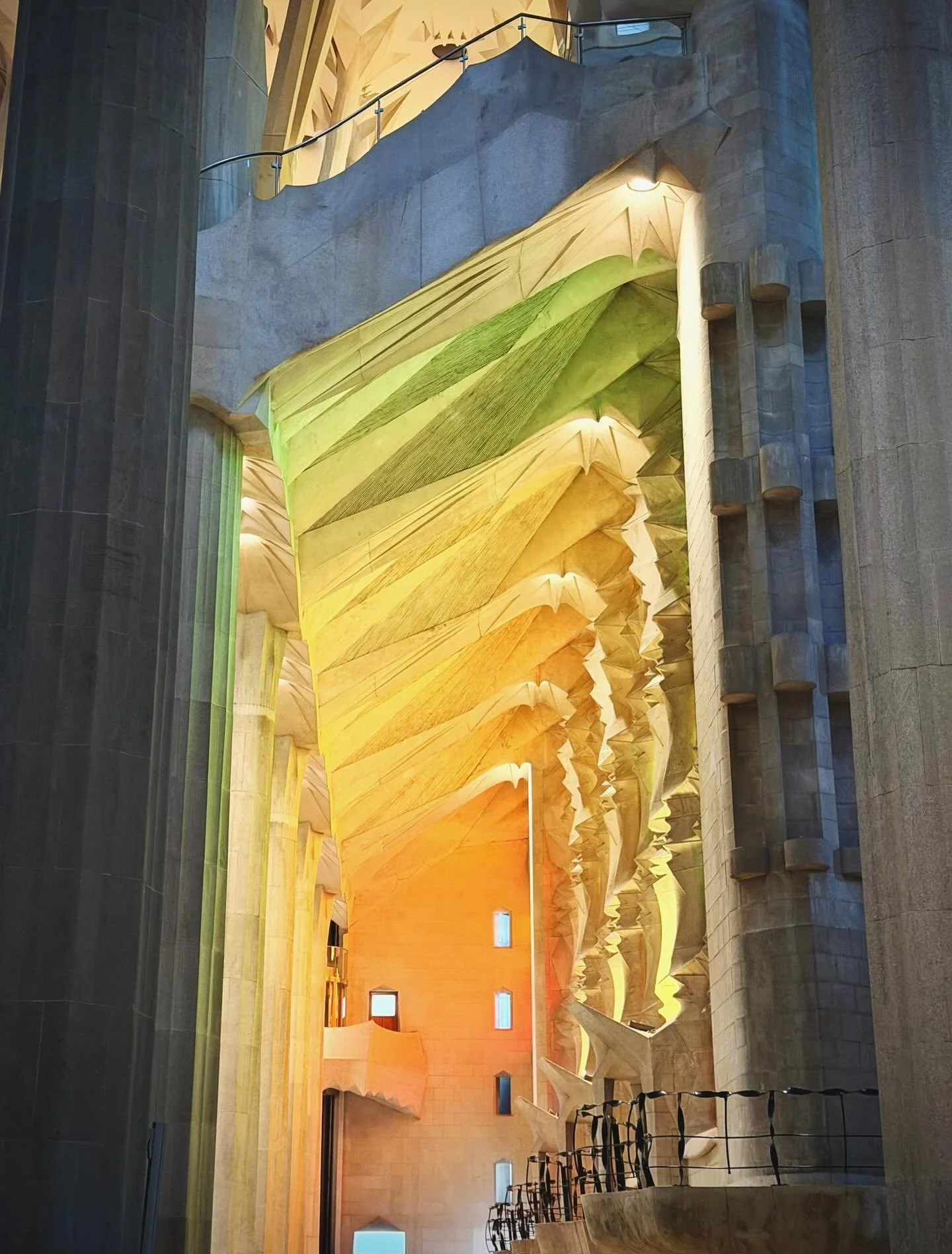 A sacred kind of beauty.

Photo: @nostalgia_memoir 

#happyeaster #barcelona #sagradafam&iacute;lia #spain