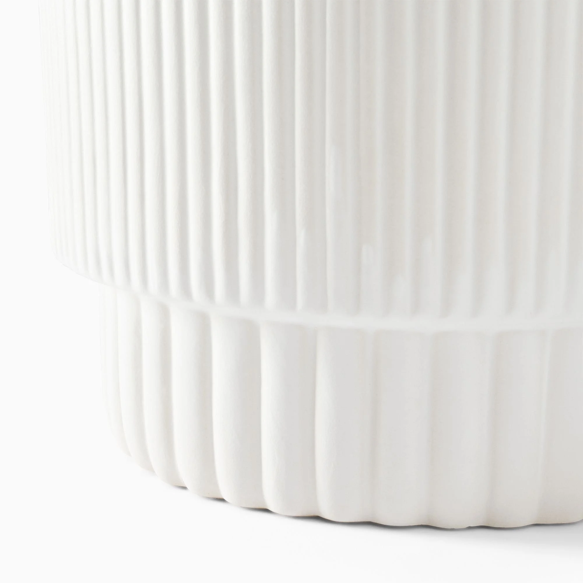 fluted-ceramic-indoor-outdoor-planters-xl (1).jpg