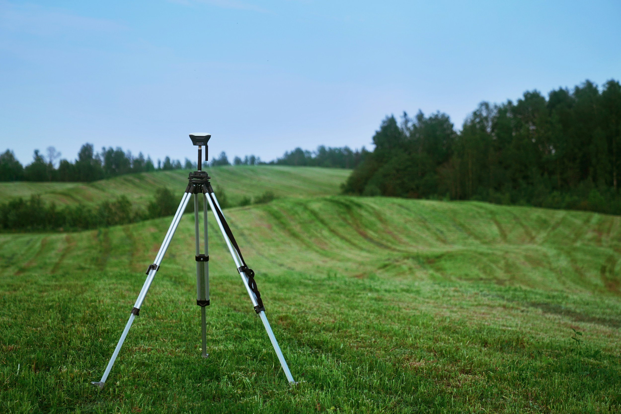 Why to hire a local surveyor