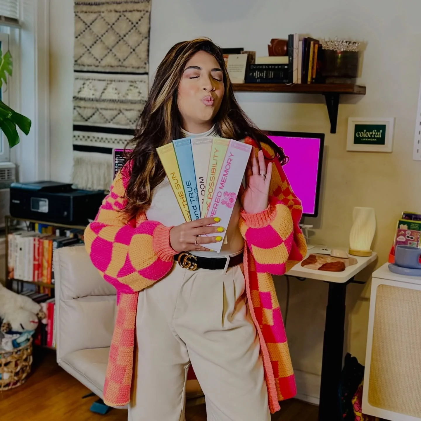 Baby! You need to add my incense to your new self-care ritual! Trust and believe it will ground your nervous system and make you feel oh so held! 

Link in bio! One box is $19 and has 15 sticks that burn over an hour. 

#incense #burnbabyburn #aroma 