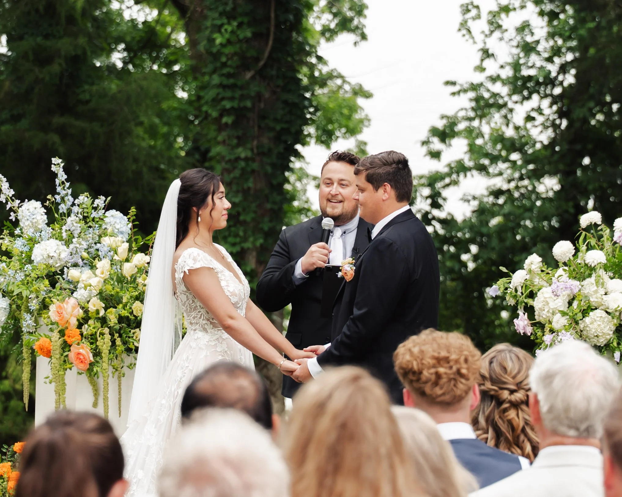 Backyard Garden Wedding in Hendersonville TN by@kenzimariephotography-12.jpg