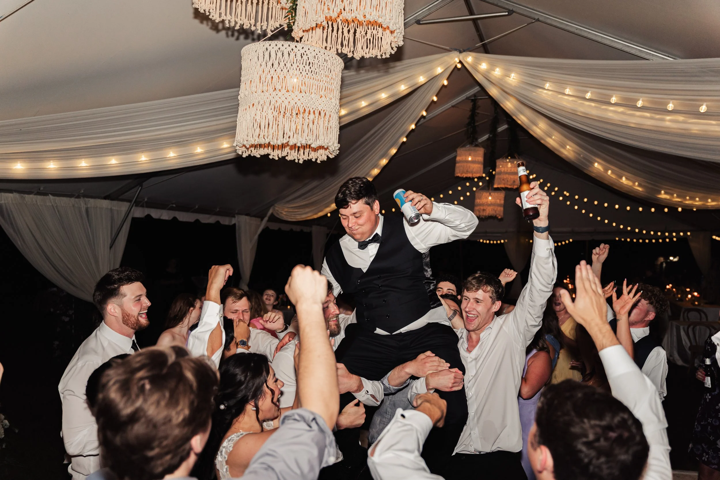 Backyard Garden Wedding in Hendersonville TN by@kenzimariephotography-60.jpg