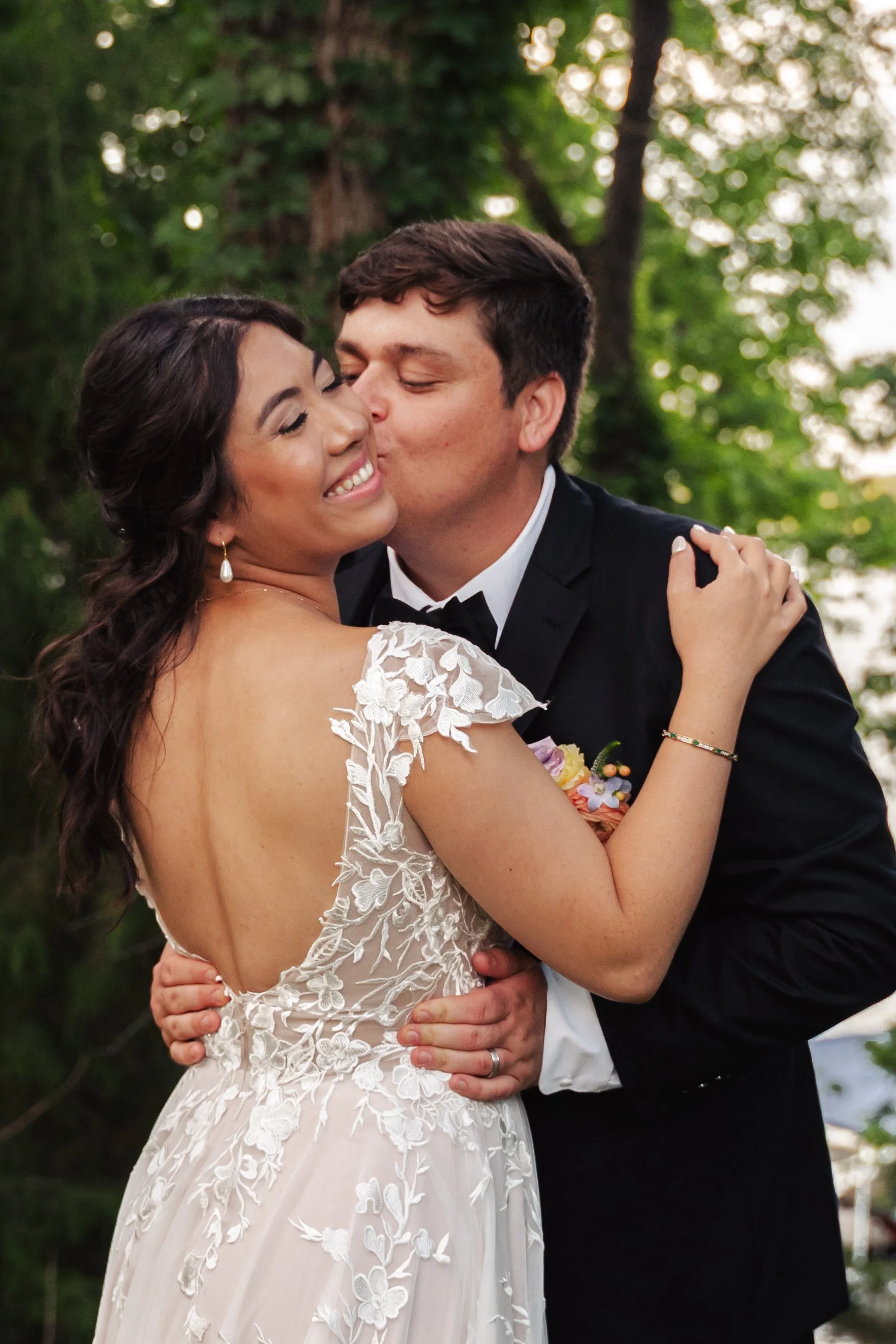 Backyard Garden Wedding in Hendersonville TN by@kenzimariephotography-45.jpg