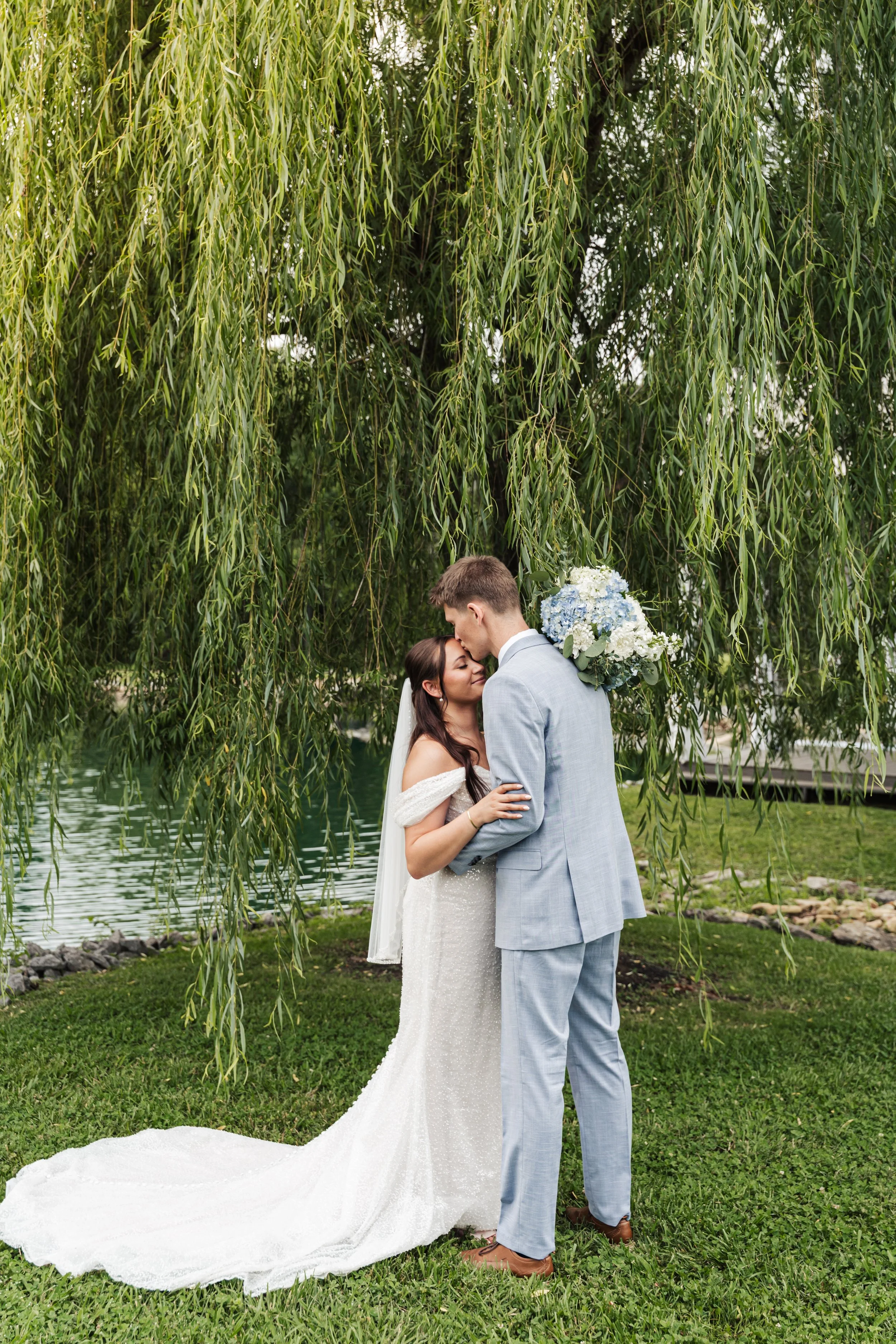 Trevor and Brie Brown at Froever Farms@kenzimariephotography-178.jpg