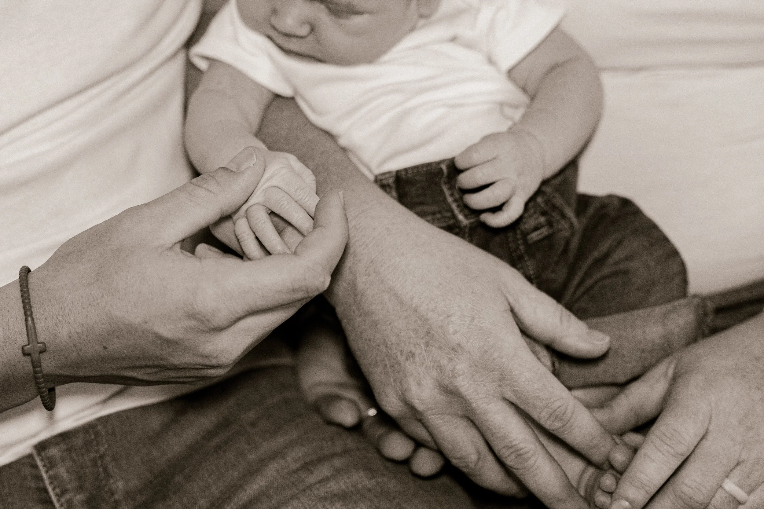 Alexander Newborns 2025@kenzimariephotography-5.jpg