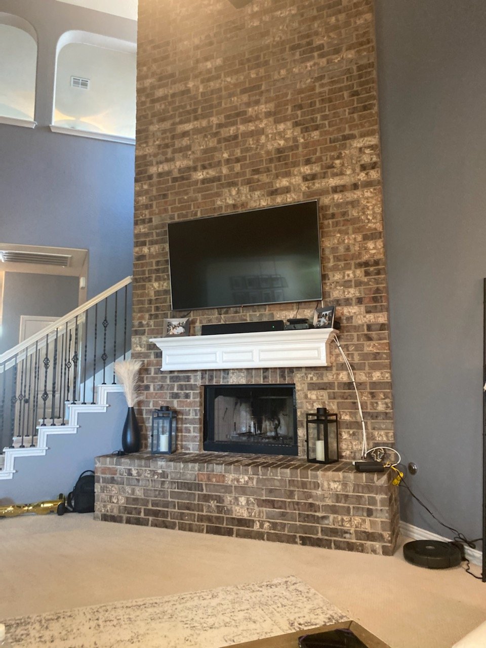 Fireplace1..jpg