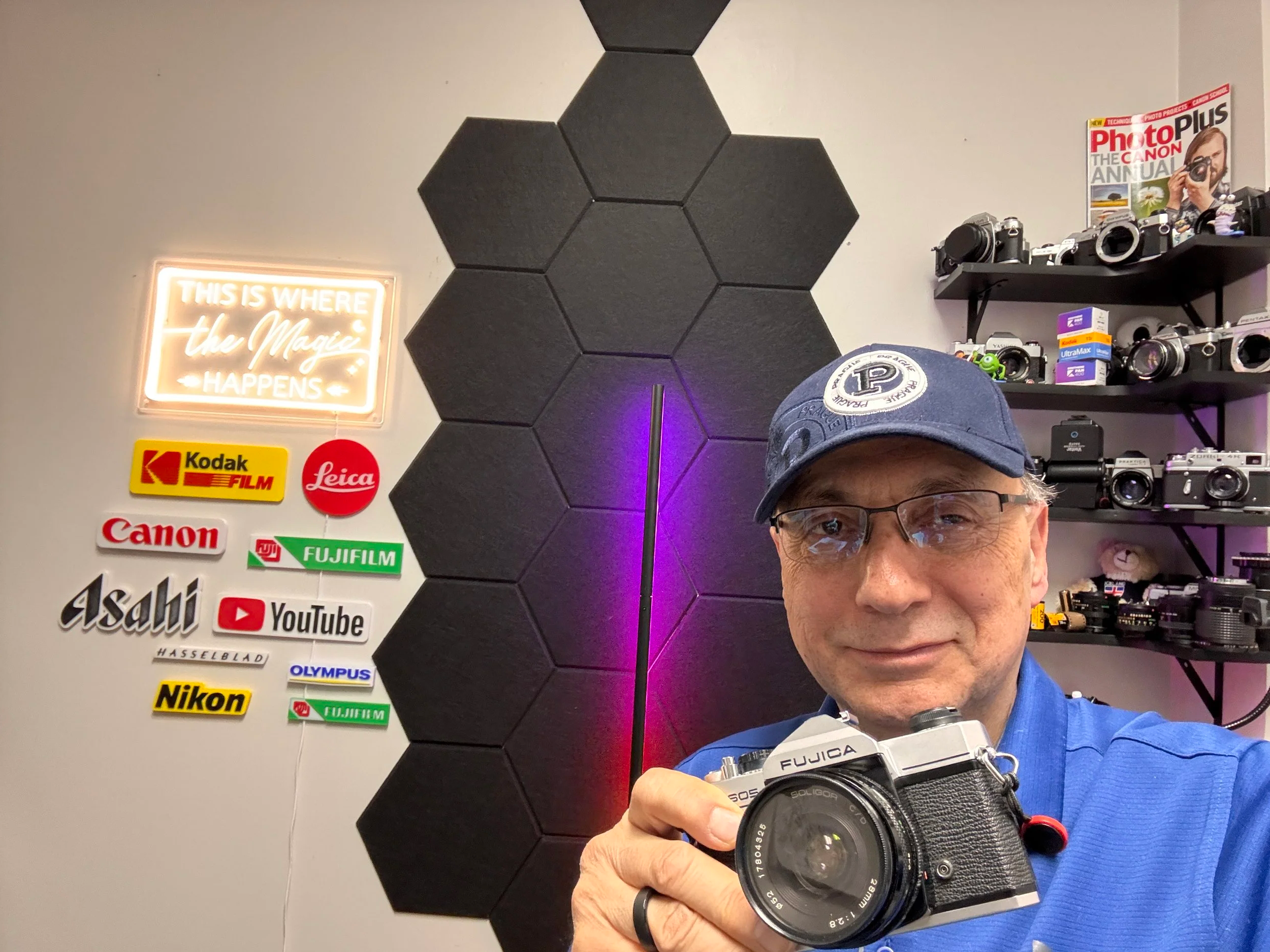 Clic to book a session