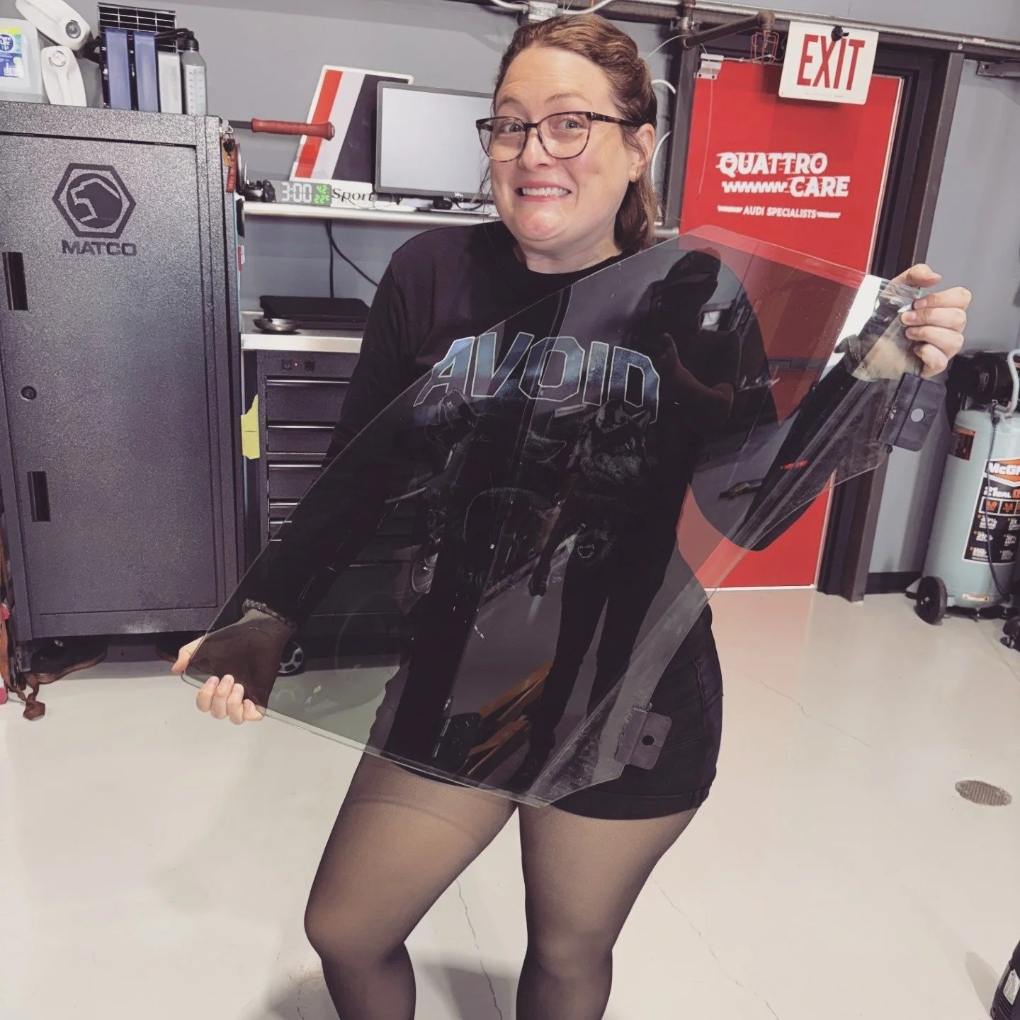 17 years as a service advisor.
0 years as a technician.

So naturally&hellip; today I decided to replace the owner&rsquo;s window glass. 😅

What could possibly go wrong?

Stay tuned for more.... 

#ServiceAdvisorLife #DefinitelyNotATech #QuattroCare