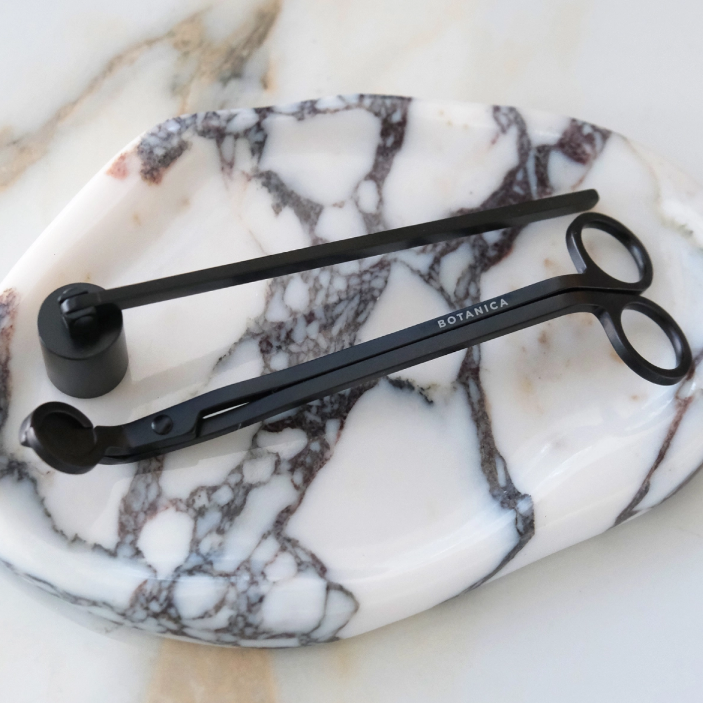 Wick Snips + Snuffer Gift Box Set _ Matte Black-1.png