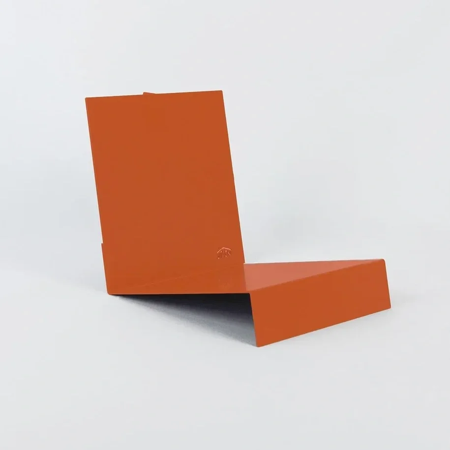 upton-burnt-orange.webp