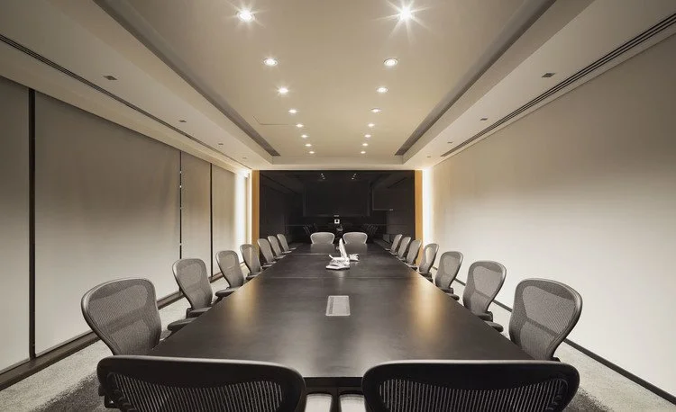 reuniões:
Iluminação de destaque, apenas.