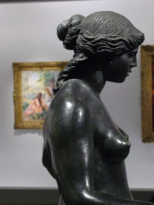 Maior retrospectiva do pintor no Brasil, a mostra foi dividida em quatro segmentos: “Os Amigos de Renoir”, “Obra Gráfica”, “Família Le Coeur” e “Obra de Renoir”.
