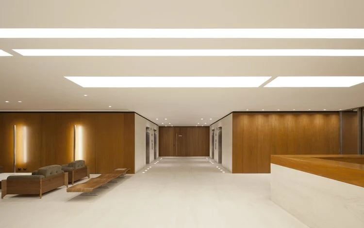 hall de elevadores / foyer / espera