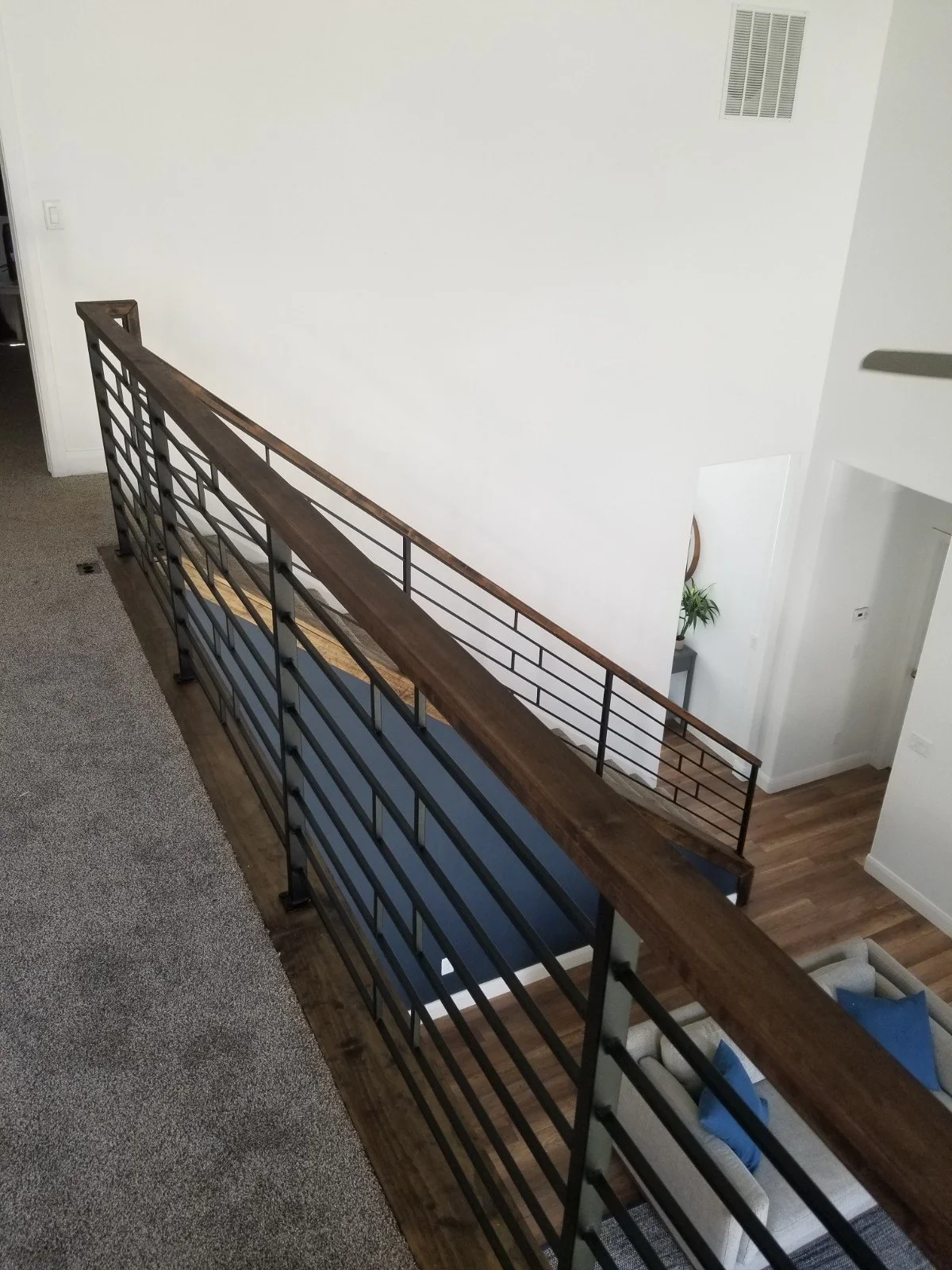 Custom-Steel-Wood-MixedMedia-Handrail-Welding-Simple-Modern-Horizontal-SLC-UT-2.jpg