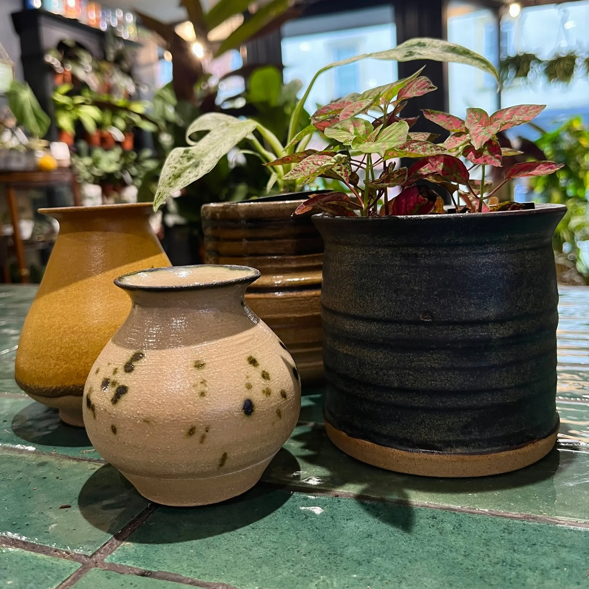 Meet the Maker ✨ This week we&rsquo;re celebrating @dogtoothdesign, crafted right here in Shepton Mallet at @rockfarmcollective.

Each piece is hand-thrown with a strong sense of earth and texture - small vessels with a quiet presence, perfect for ho