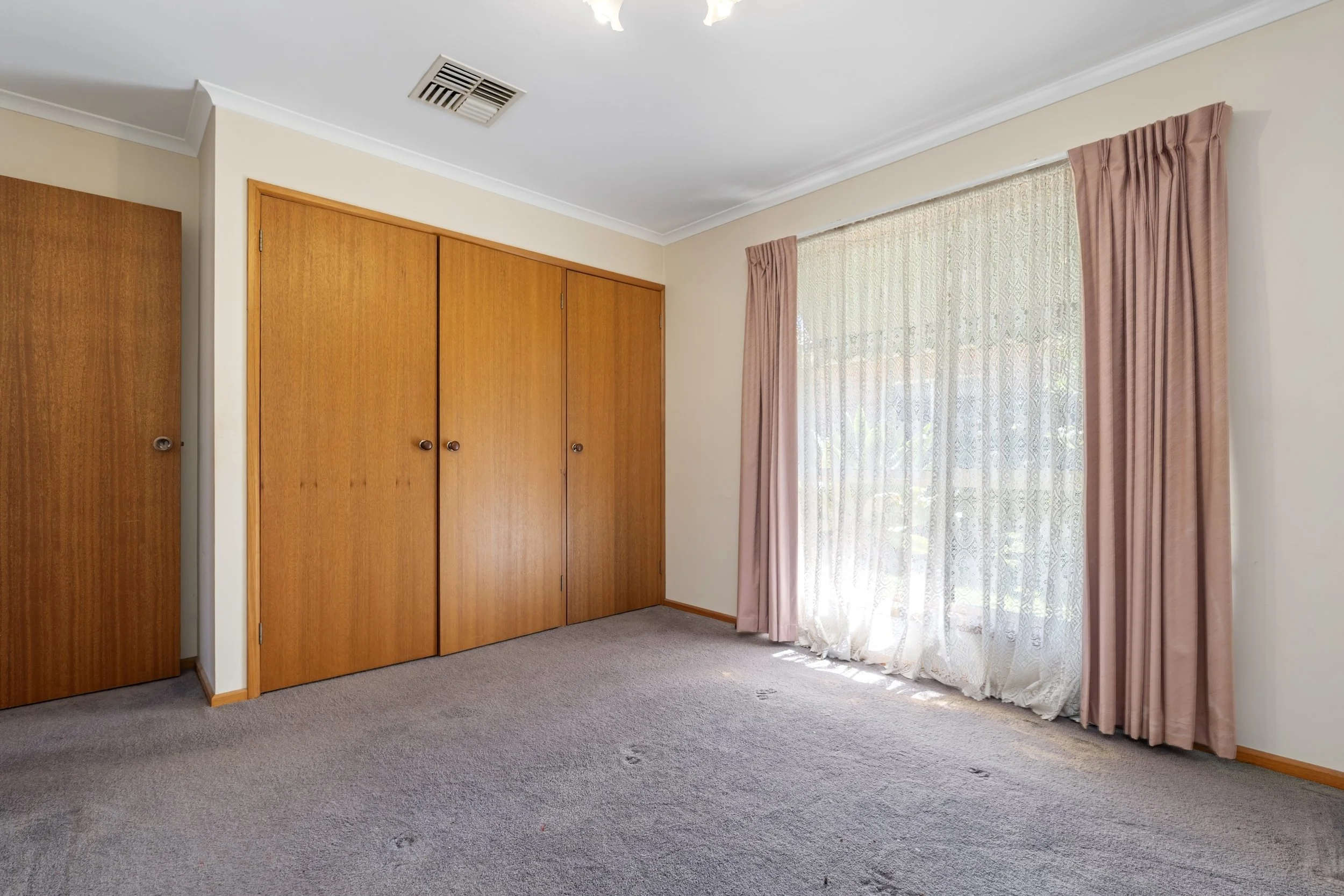 2-414 Tumgarra Pl-Lavington-08587.jpg