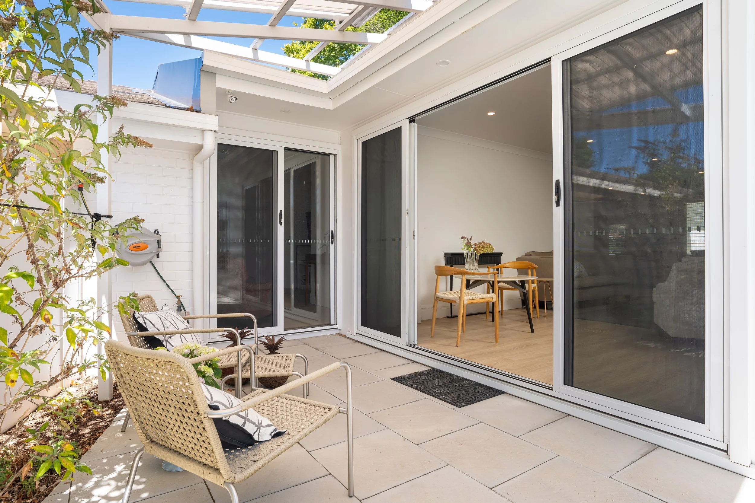 1-616 Stanley St-Albury-01680.jpg