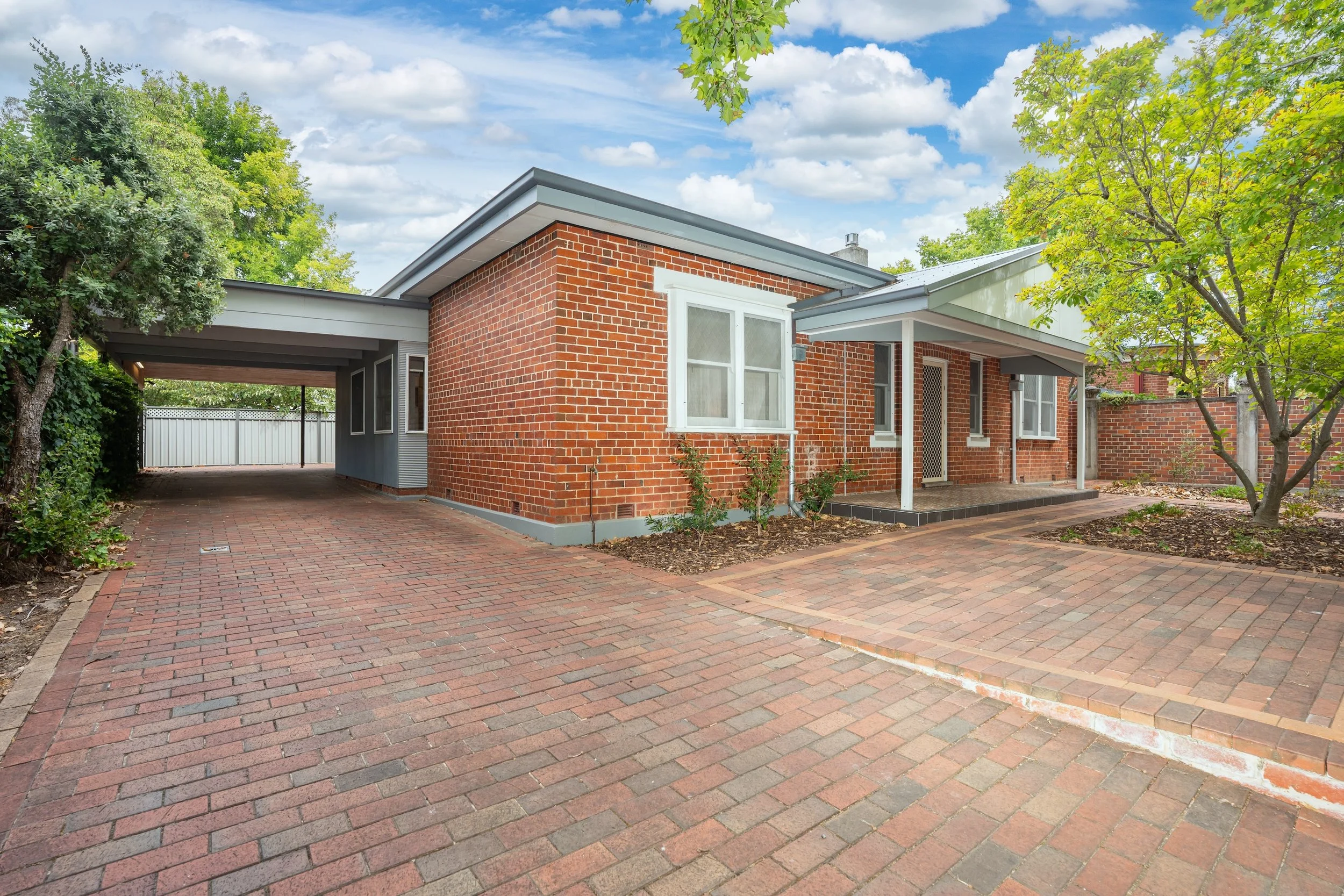 533 Wilcox St-Albury-03598 (1).jpg