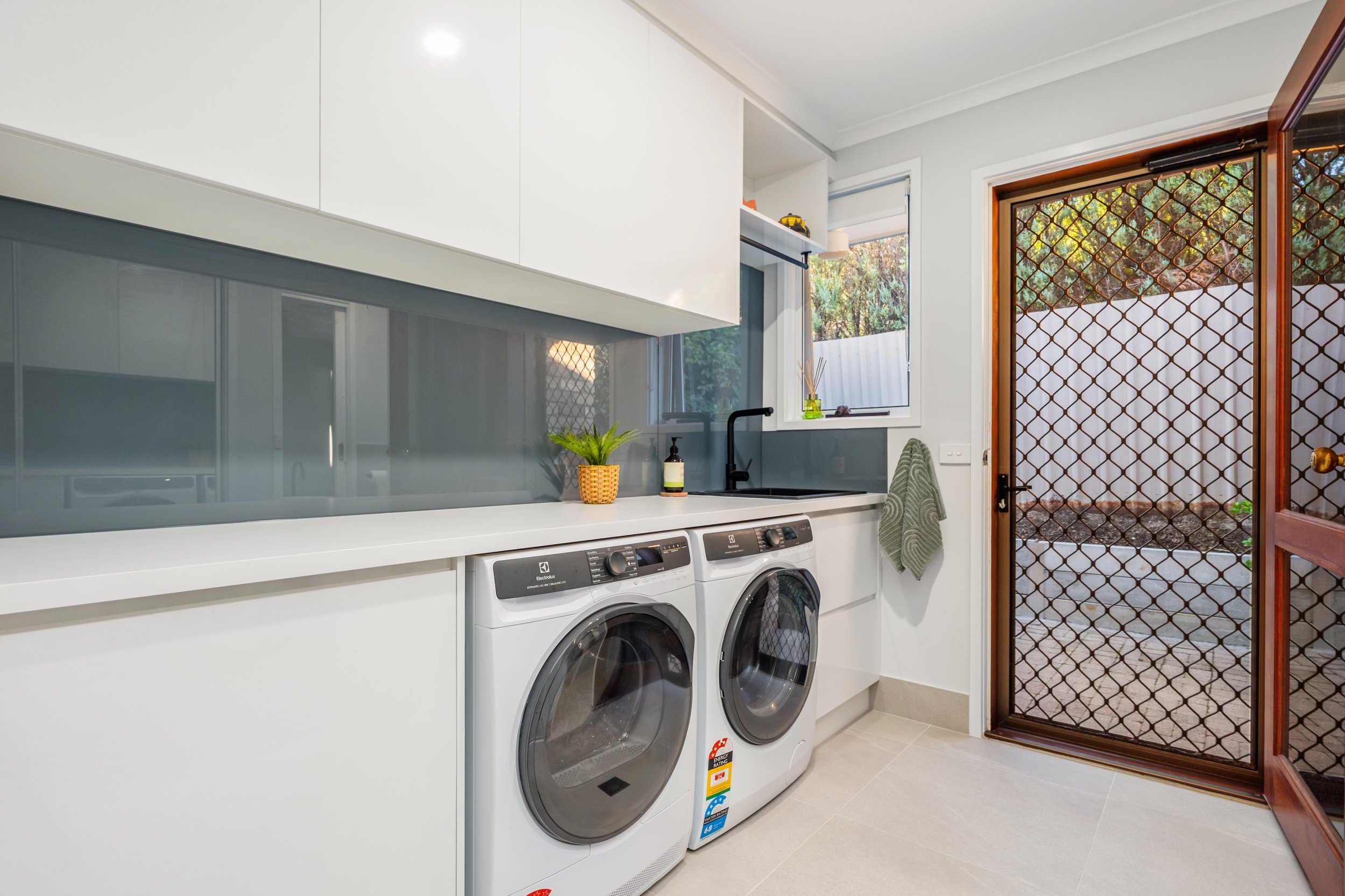 40 Warrenlee Dr-West Albury-03165.jpg