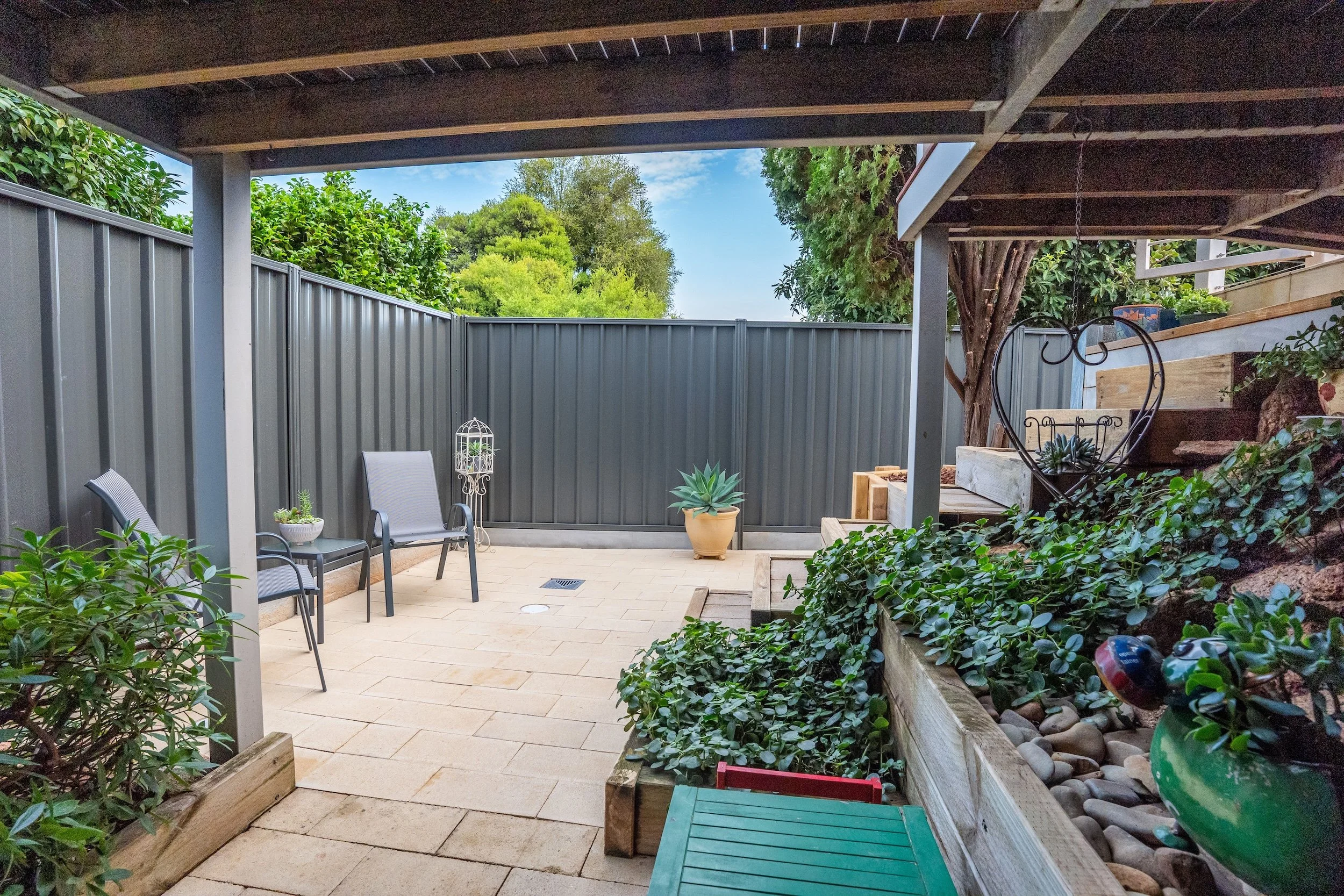 281 Bimbadeen Av-East Albury-00417.jpg