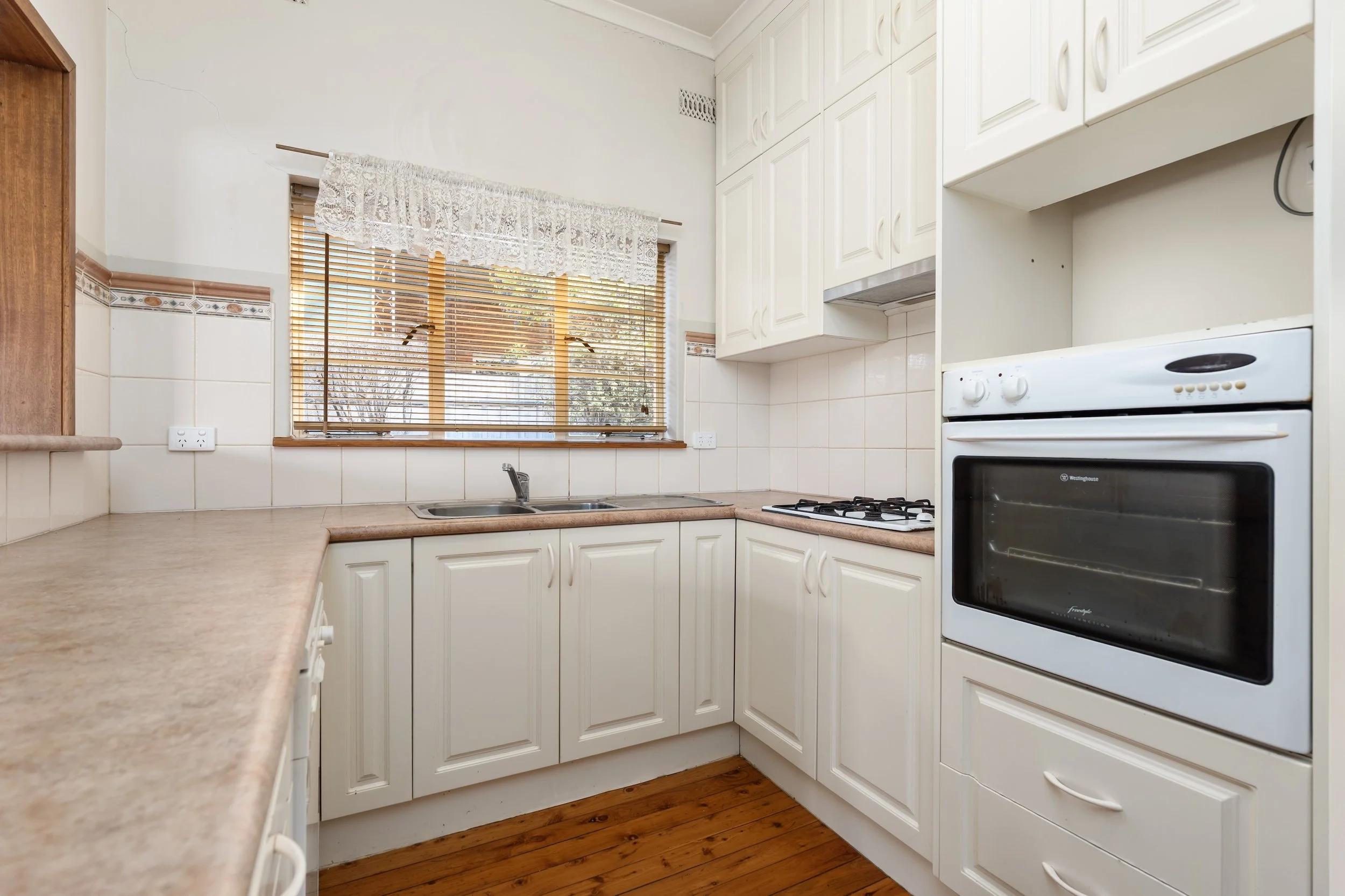 770 Pemberton St-Albury-05709.jpg