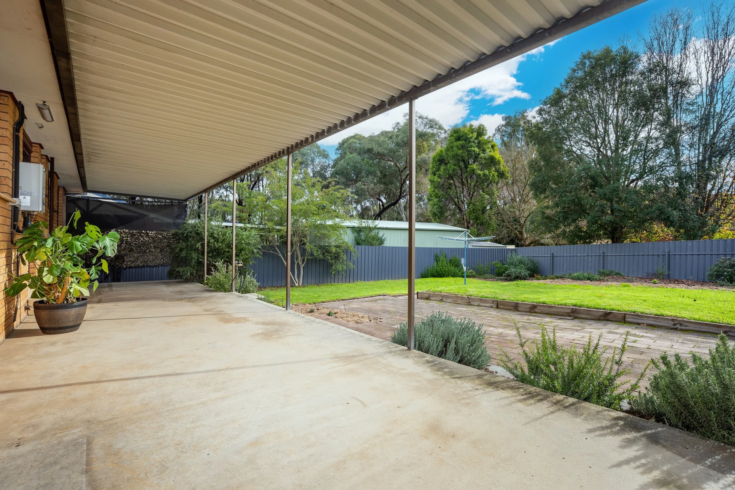 26 Yellow Gum Way-Thurgoona-2.jpg