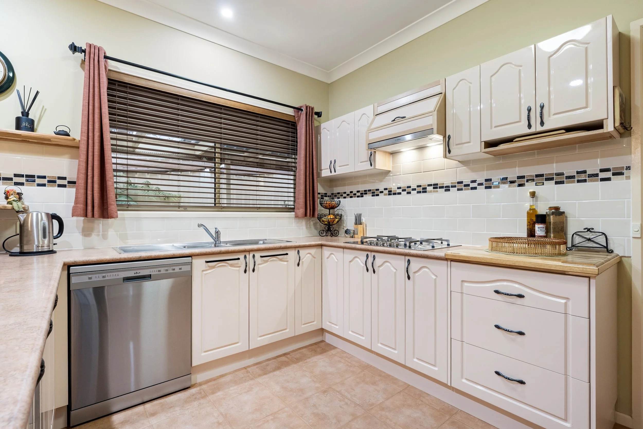 54 Southern View Dr-West Albury-04778.jpg