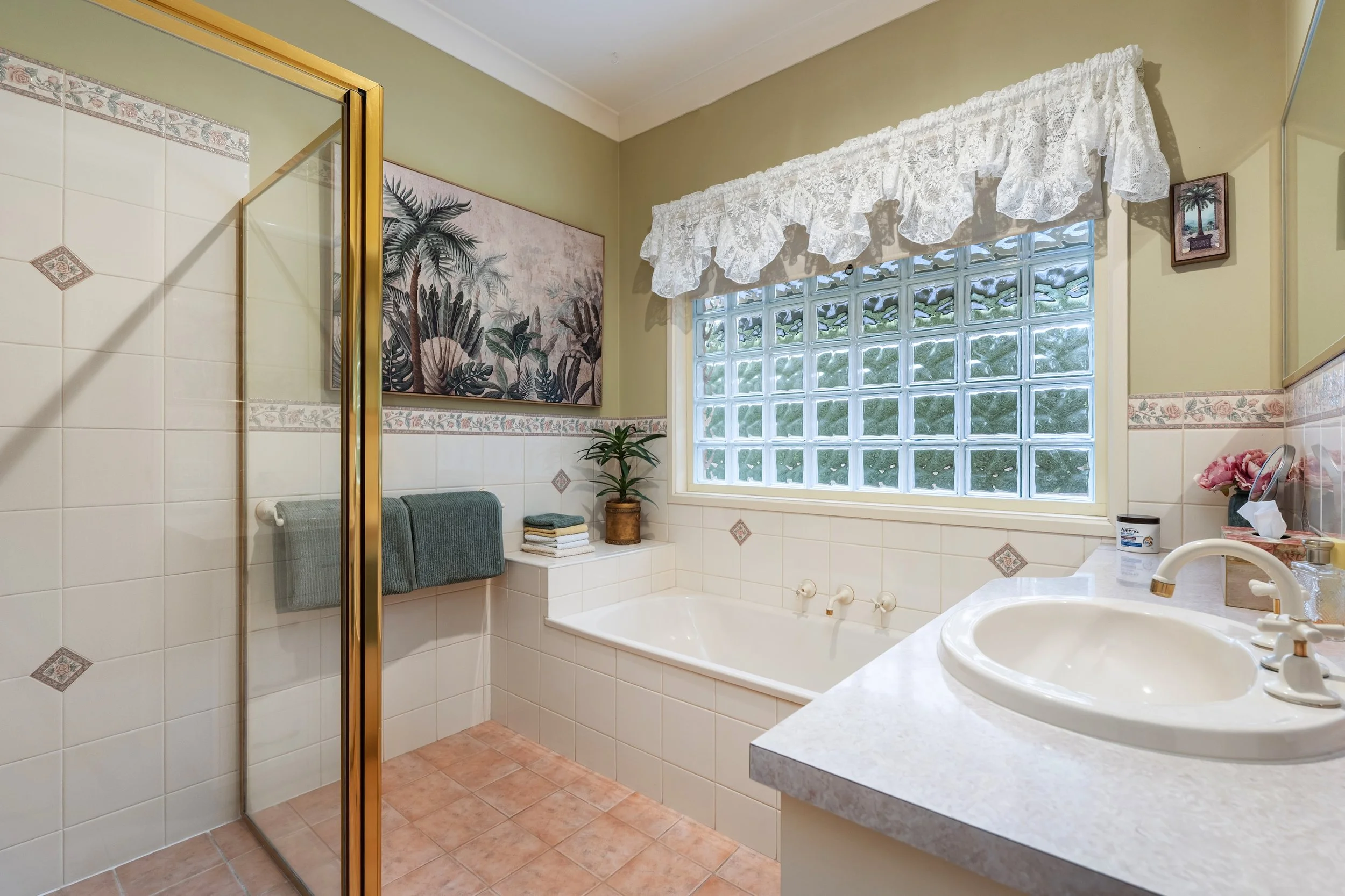 54 Southern View Dr-West Albury-04809.jpg