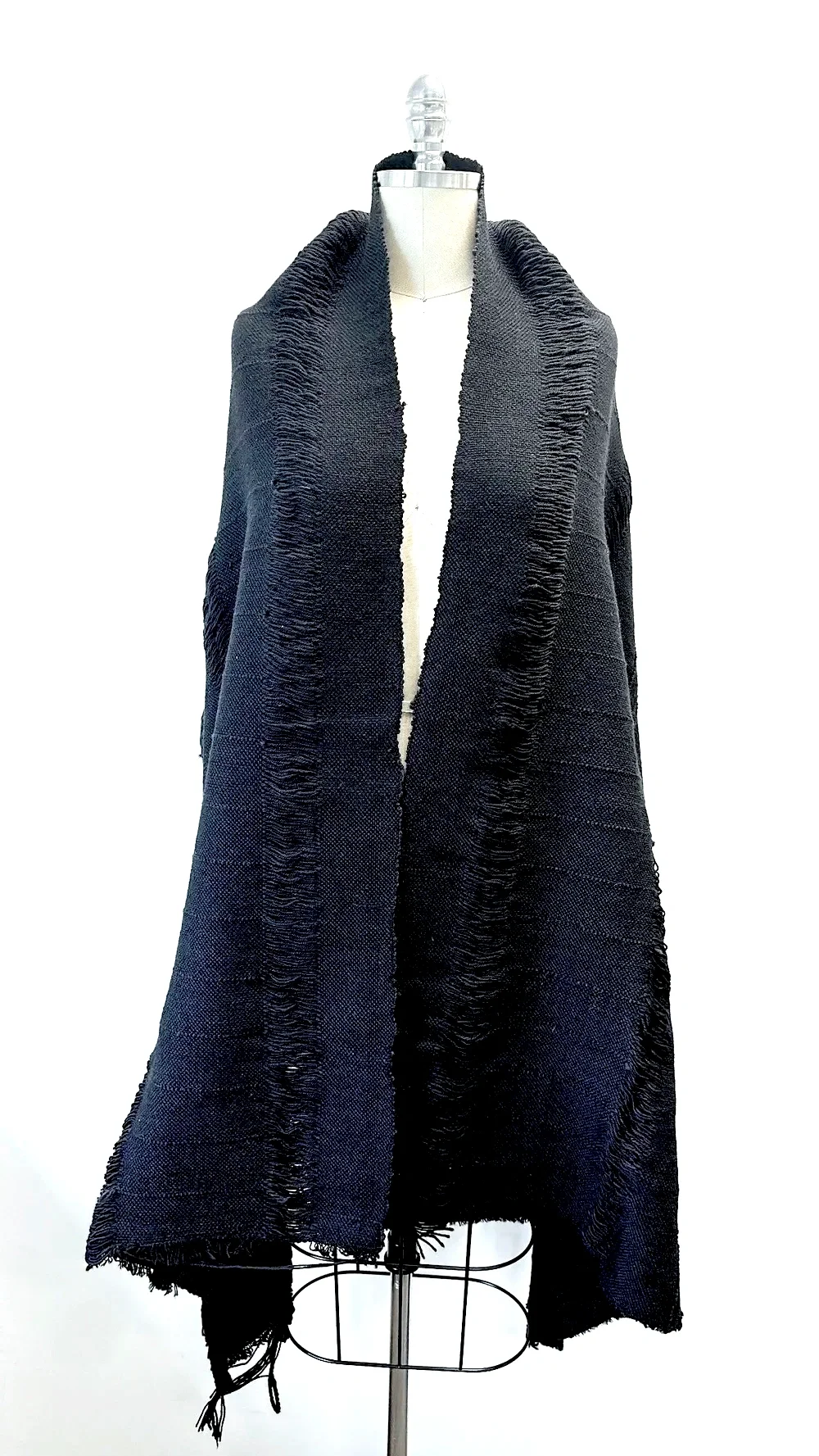 •STILLNESS No.1• 
Hand Woven Sculpture Wrap