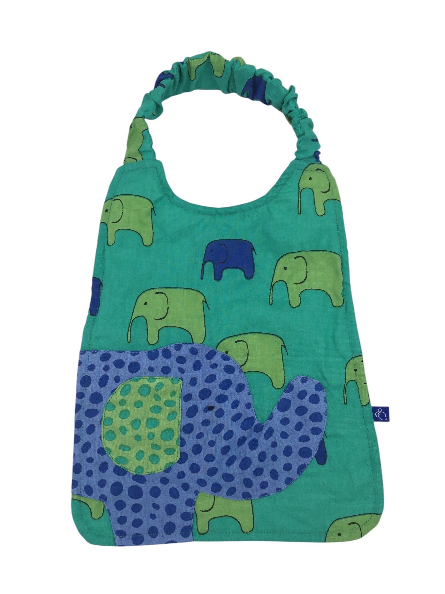baby_bib_applique_p6-Photoroom.jpg