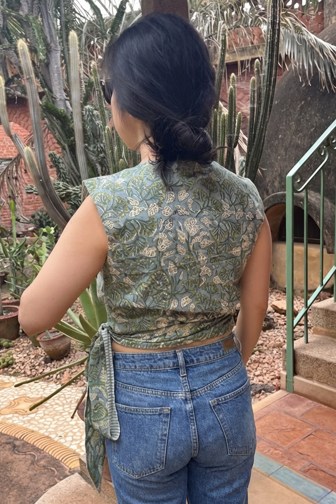 RIHBeC6DW3JQ9DnIOpvzH_rJXFqvbl copy.png