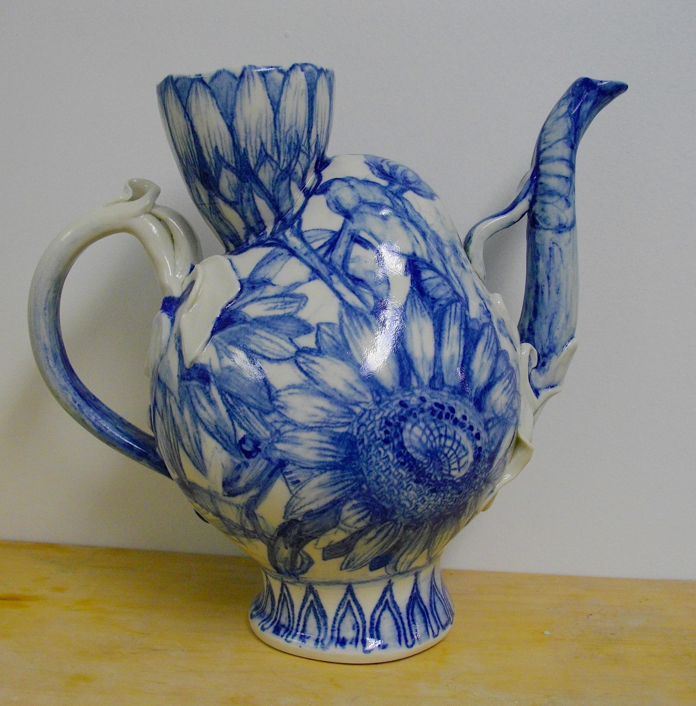 Replicated Ming Vase_side2.JPG