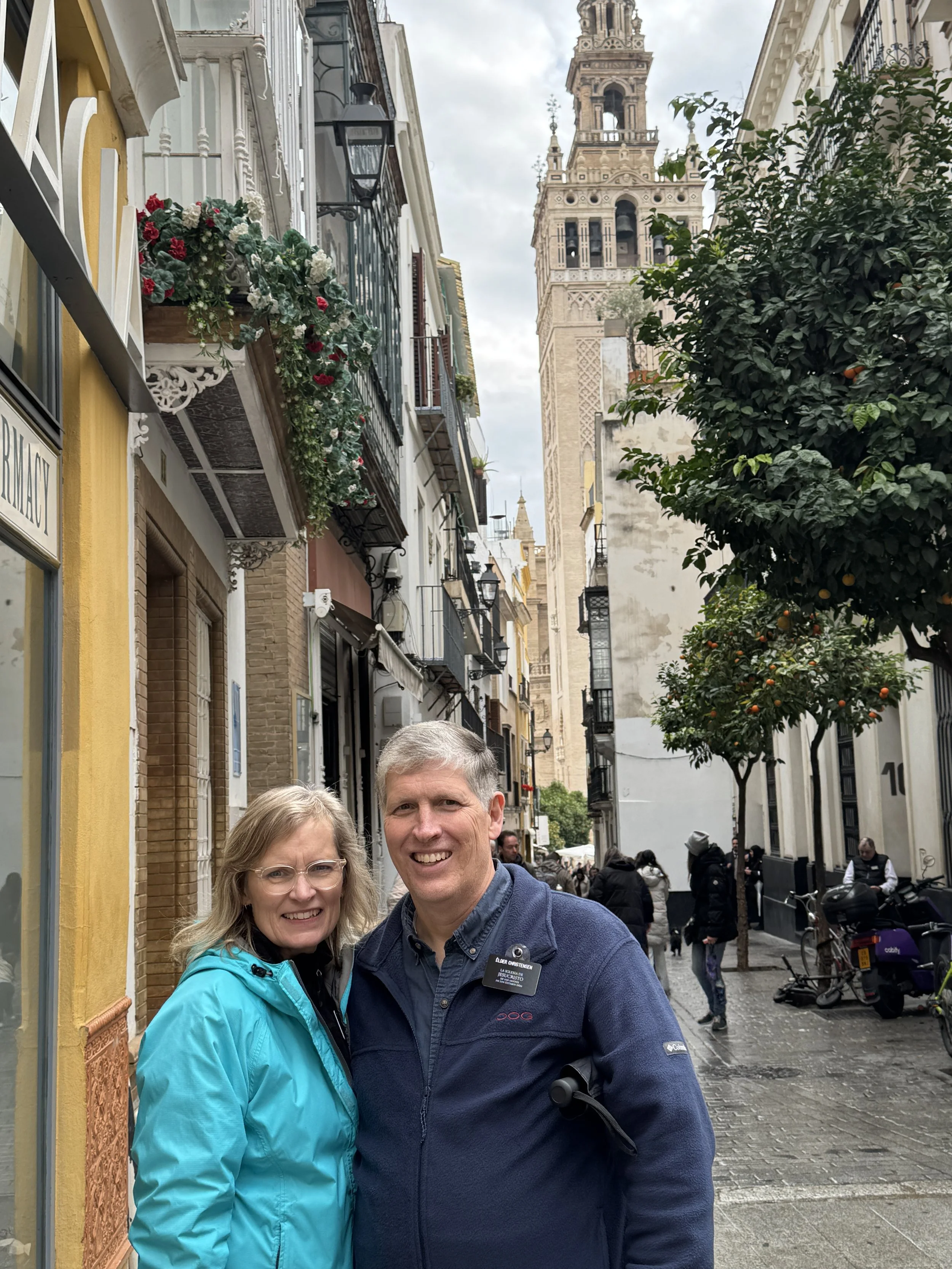 OUr wonderful friends, Elder y Hermana Christensen