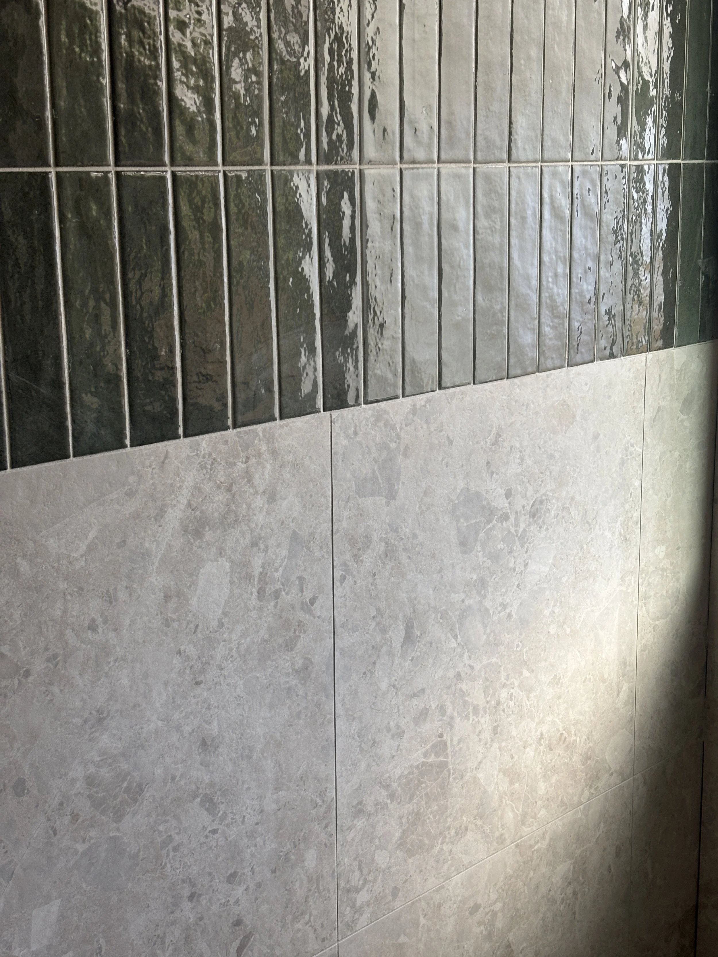 Bathroom feature tiling | Wynnum