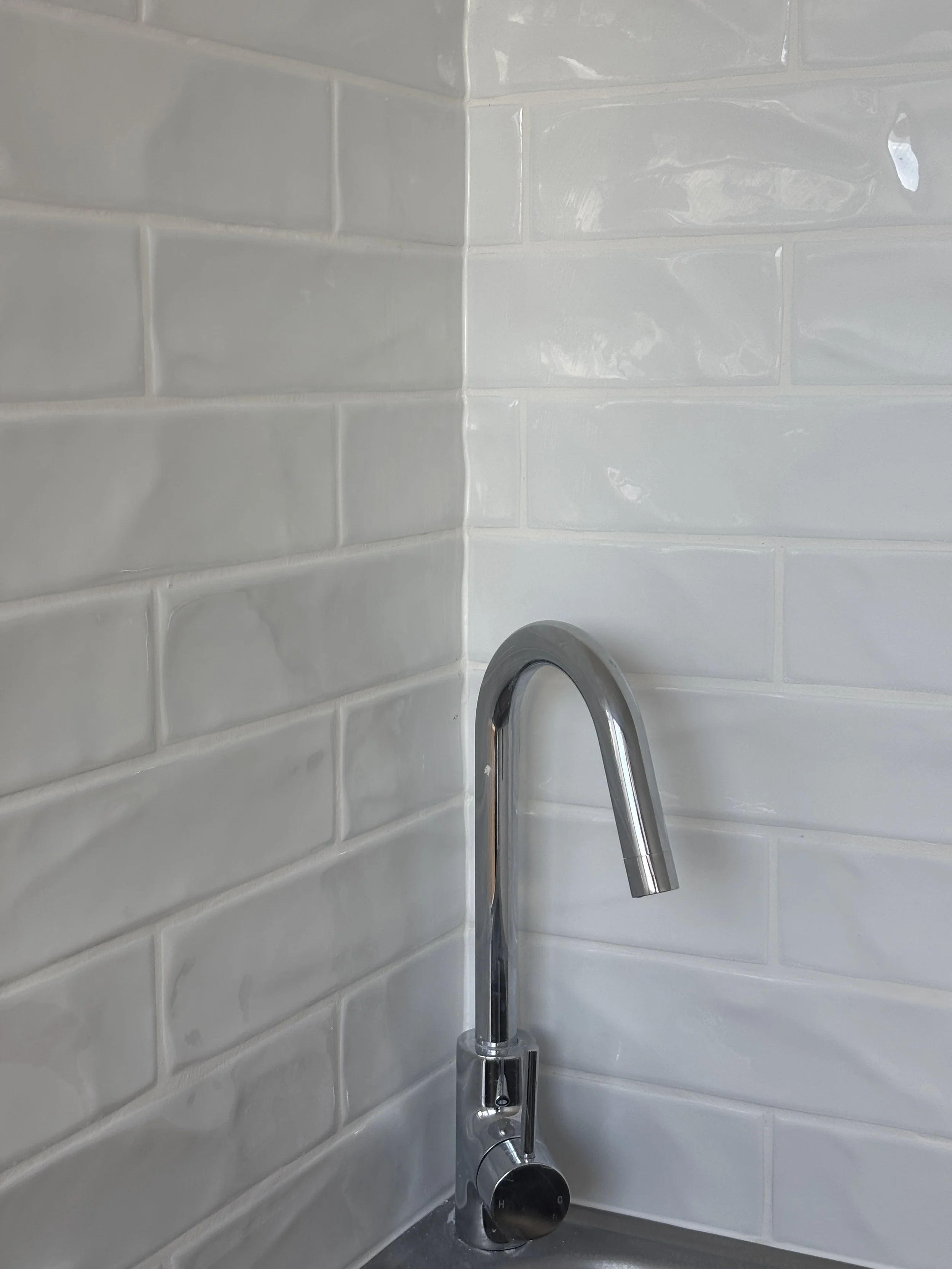 Laundry splashback tiling | Logan Reserve | March 2025