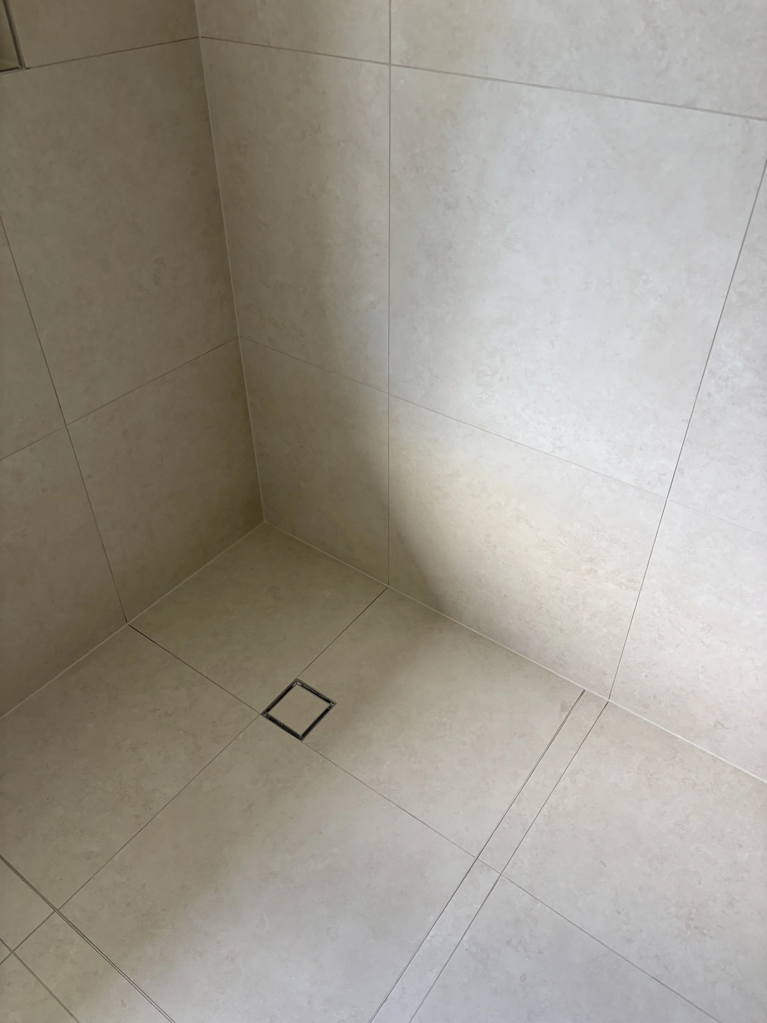 Shower tiling | Kedron