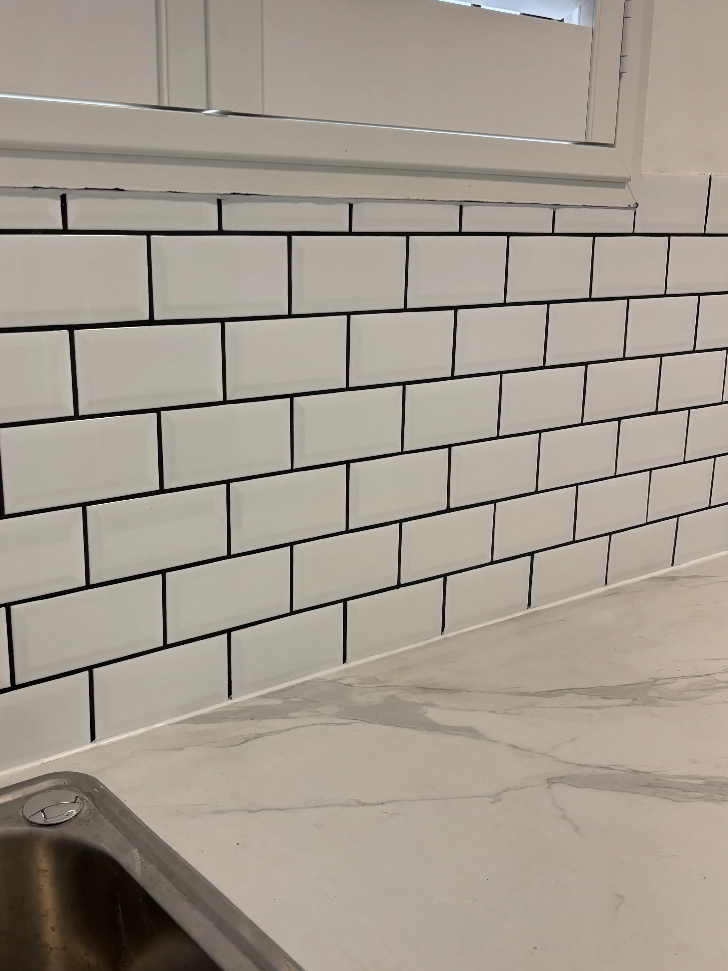 Laundry splashback tiling | Woodridge | November 2025