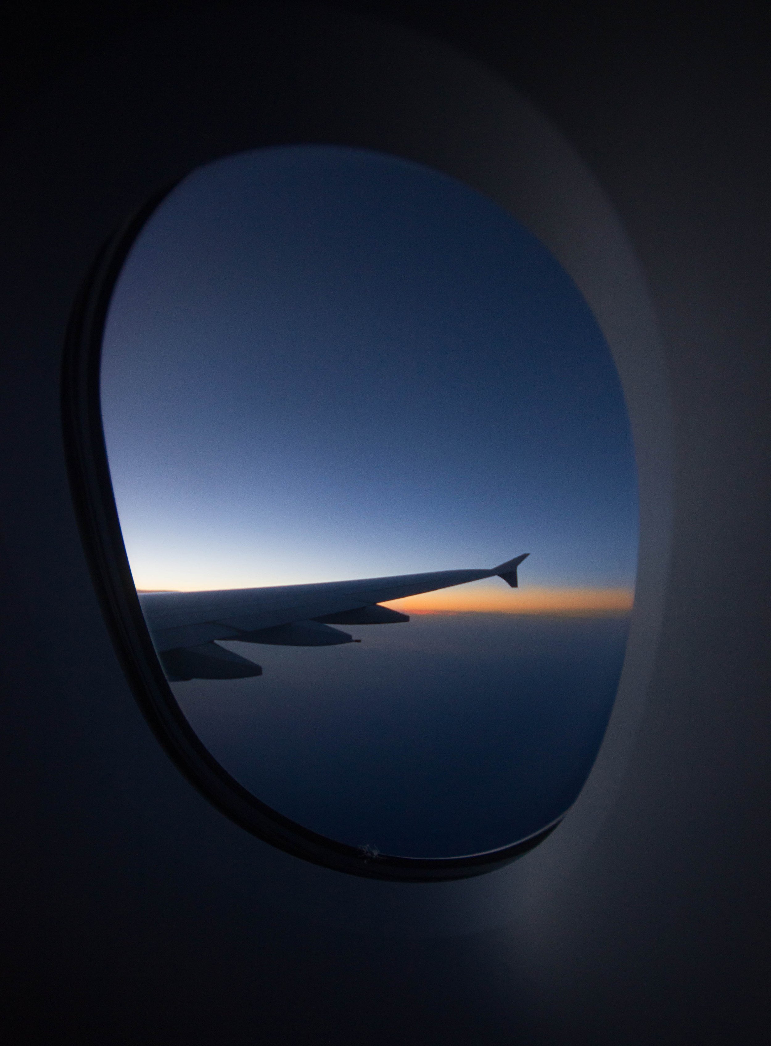 OQH-QF10-WING_VIEW-SUNRISE-3014.jpg
